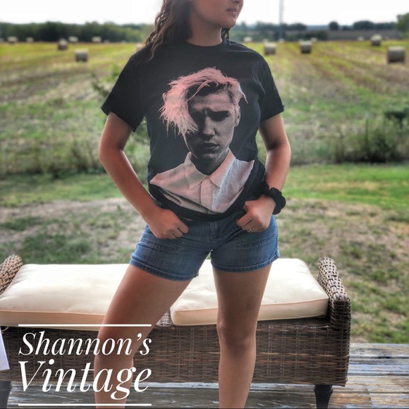 Tops - Justin Bieber purpose tour shirt. A4